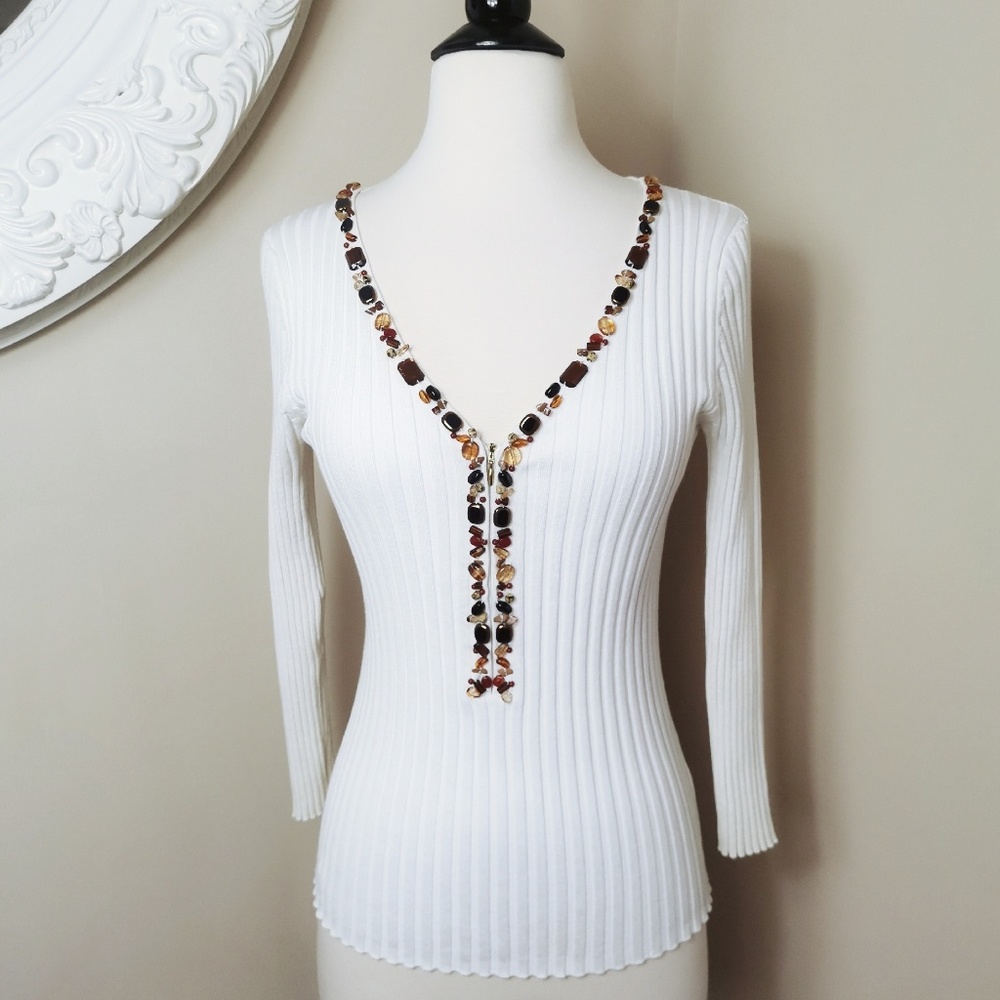 White 3/4 Sleeves Knit top Size S
